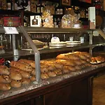 Il Glicine Di Lucca
